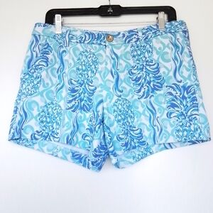 Lilly Pulitzer women’s shorts blue and white Size 8